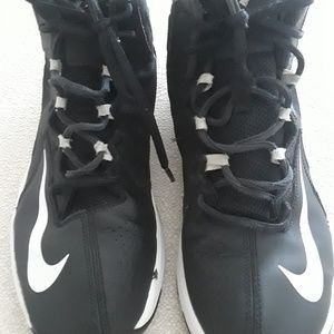 Nike. Read description. Bundle it for $3.00